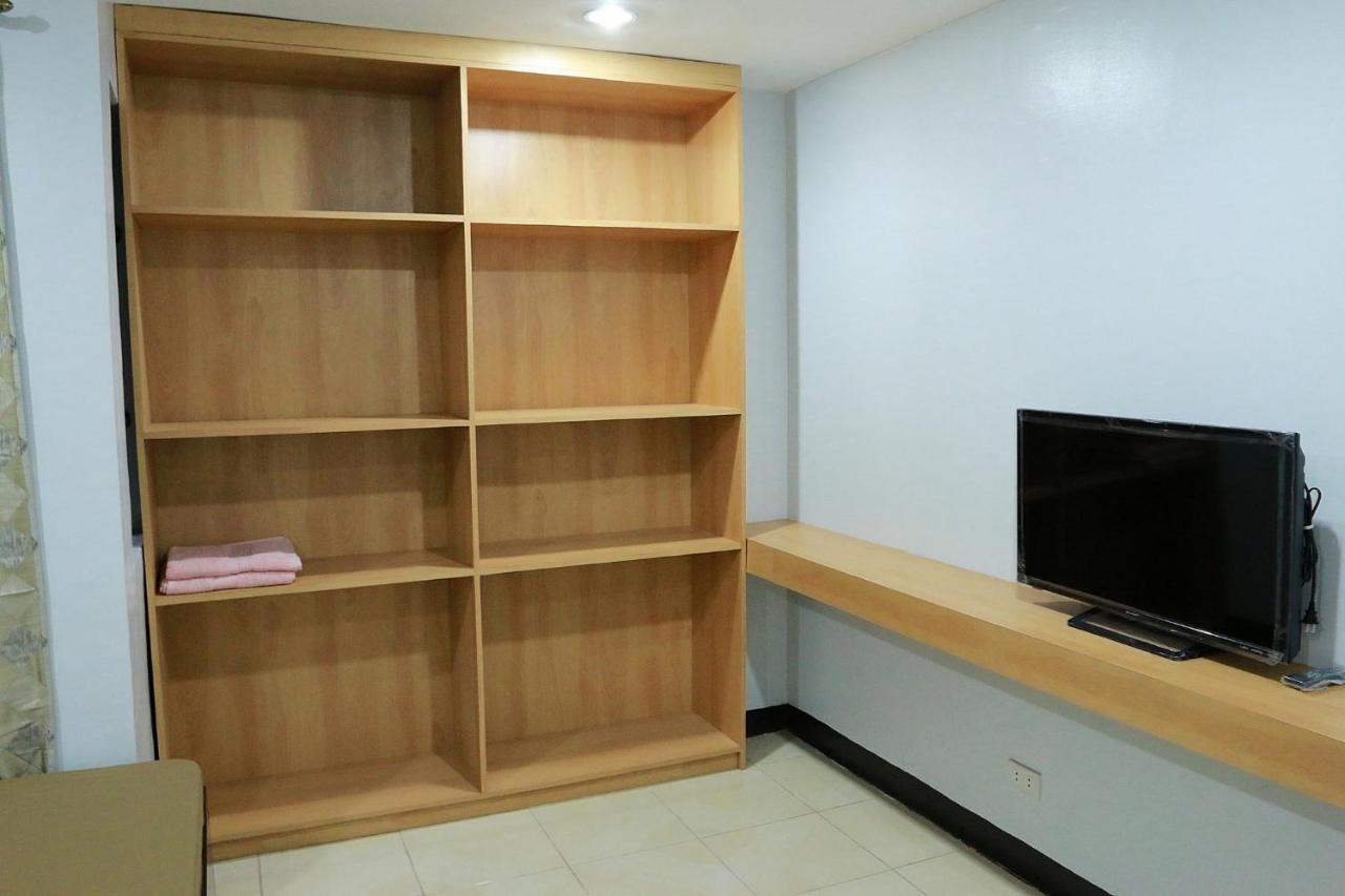 Global 88 Apartelle Cebu Buitenkant foto