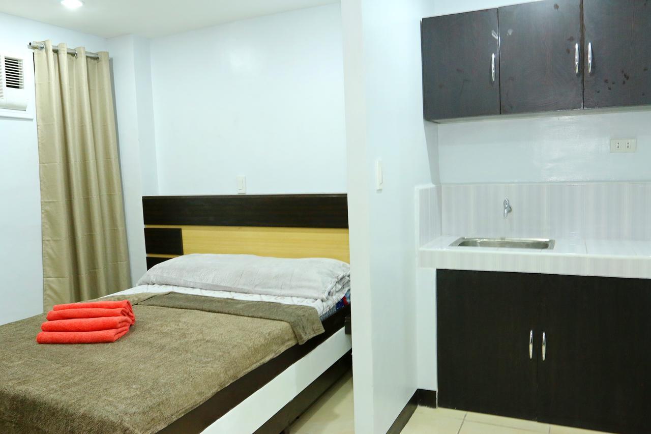 Global 88 Apartelle Cebu Buitenkant foto